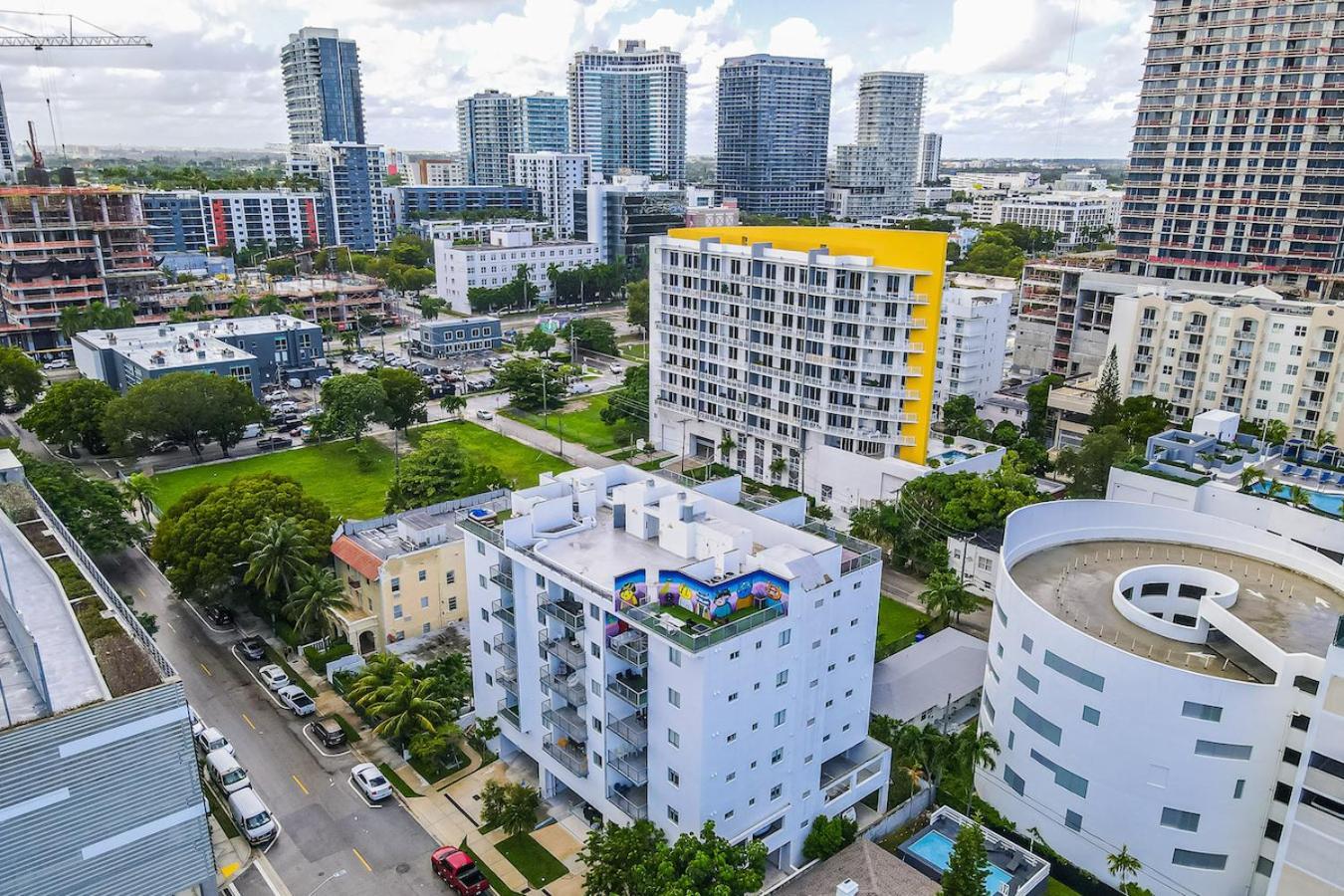 Subtle 2 Bed In Edgewater Downtown With Free Parking Apartment Miami Exterior photo